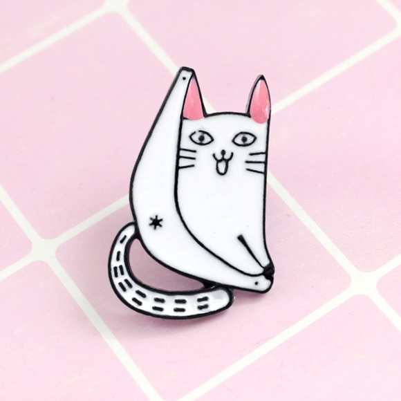 NEW Sexy Cat Cartoon Enamel Pin Brooch - Picture 2 of 3